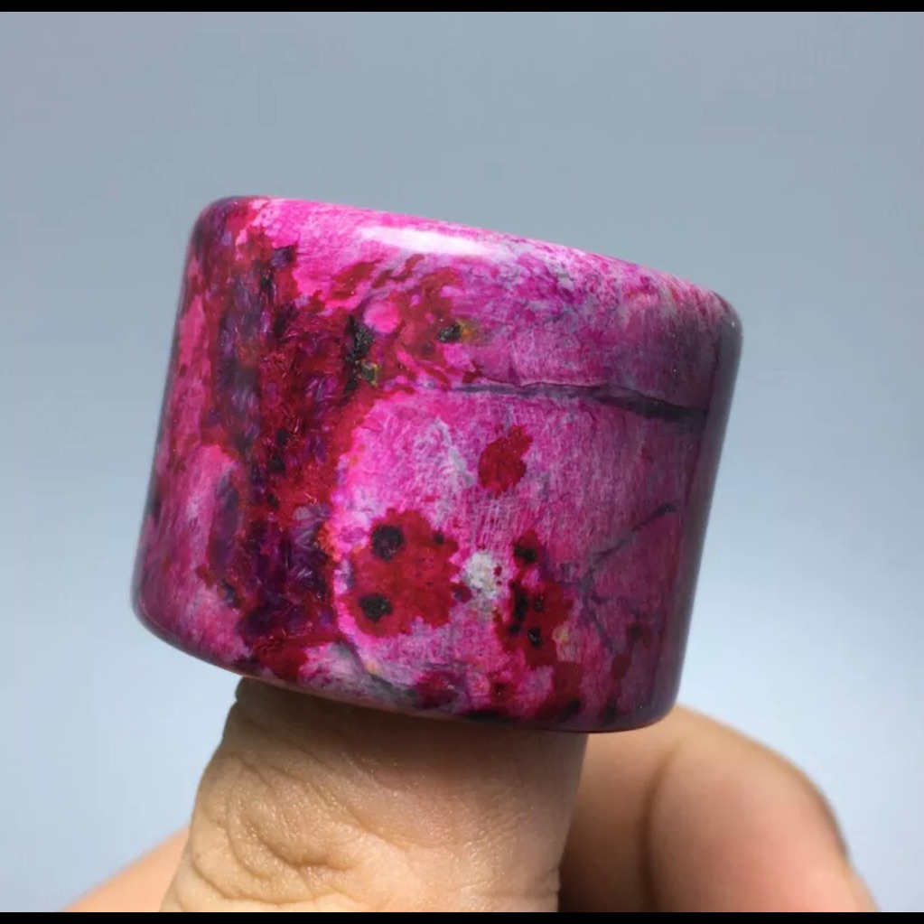 37g Beautiful Peach Blossom Jade Jadeite Thumb Rin